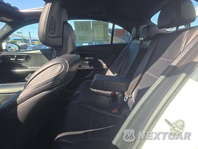 2023 Mercedes-Benz C 300 Sedan - zdjęcie 13 z 22 - miniatura