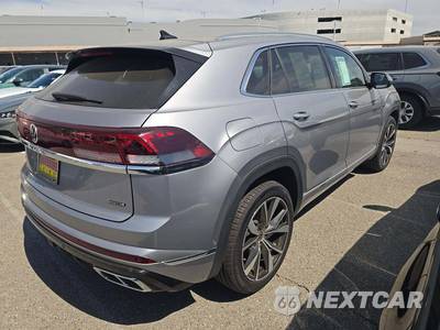 2024 Volkswagen Atlas Cross Sport 2.0T SEL Premium R-Line - zdjęcie 3 z 22 - miniatura