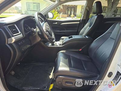 2019 Toyota Highlander XLE - zdjęcie 6 z 25 - miniatura