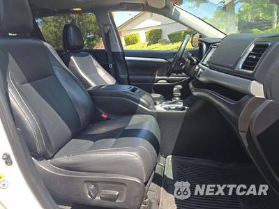 2019 Toyota Highlander XLE - zdjęcie 19 z 25 - miniatura