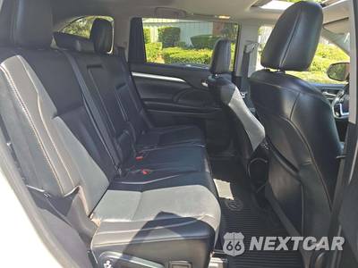 2019 Toyota Highlander XLE - zdjęcie 17 z 25 - miniatura