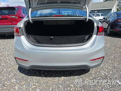 2019 Hyundai Accent Limited - zdjęcie 14 z 33 - miniatura
