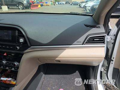 2020 Hyundai Elantra SE Sedan - zdjęcie 19 z 28 - miniatura