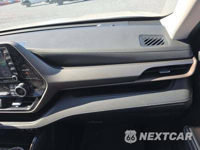 2021 Toyota Highlander XLE - zdjęcie 20 z 27 - miniatura