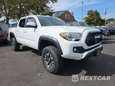2019 Toyota Tacoma TRD Off-Road Crew Cab Medium Bed - zdjęcie 4 z 30 - miniatura