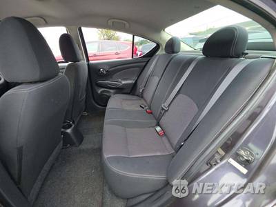 2015 Nissan Versa SL - zdjęcie 13 z 40 - miniatura