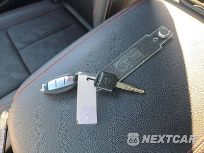 2022 Nissan TITAN PRO-4X Crew Cab Short Bed - zdjęcie 8 z 24 - miniatura
