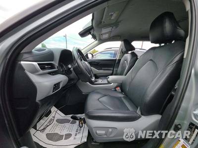 2023 Toyota Highlander LE - zdjęcie 6 z 29 - miniatura