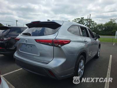 2023 Toyota Highlander LE - zdjęcie 3 z 29 - miniatura
