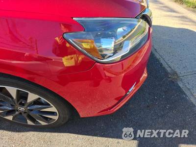 2019 Nissan Sentra SR TURBO - zdjęcie 21 z 36 - miniatura