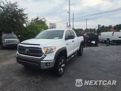 2014 Toyota Tundra SR5 Extended Cab Medium Bed