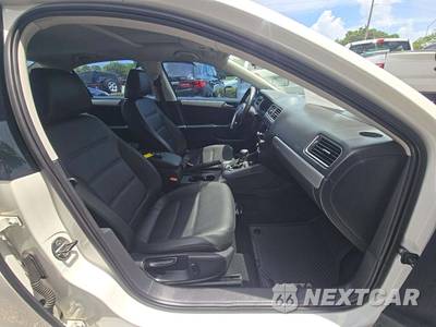 2014 Volkswagen Jetta SE Sedan w/Connectivity & Sunroof - zdjęcie 15 z 32 - miniatura