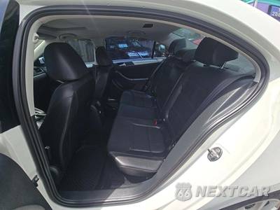 2014 Volkswagen Jetta SE Sedan w/Connectivity & Sunroof - zdjęcie 10 z 32 - miniatura