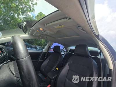 2014 Volkswagen Jetta SE Sedan w/Connectivity & Sunroof - zdjęcie 8 z 32 - miniatura