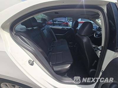 2014 Volkswagen Jetta SE Sedan w/Connectivity & Sunroof - zdjęcie 13 z 32 - miniatura