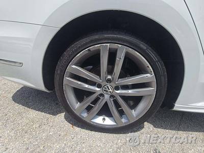 2018 Volkswagen Passat 2.0T R-Line - zdjęcie 20 z 25 - miniatura