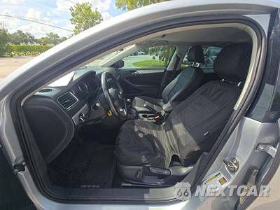 2013 Volkswagen Jetta SE Sedan - zdjęcie 3 z 23 - miniatura