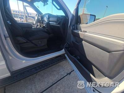 2024 Ford F-150 XLT Crew Cab Short Bed - zdjęcie 18 z 20 - miniatura
