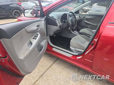 2010 Toyota Corolla LE - zdjęcie 6 z 29 - miniatura