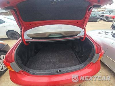 2010 Toyota Corolla LE - zdjęcie 14 z 29 - miniatura