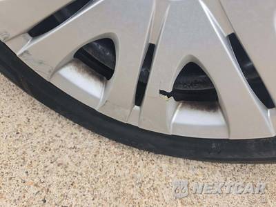 2010 Toyota Corolla LE - zdjęcie 22 z 29 - miniatura
