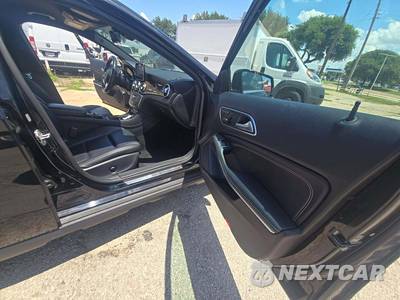 2017 Mercedes-Benz GLA 250 - zdjęcie 18 z 27 - miniatura