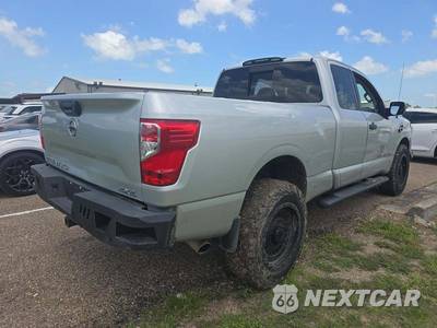 2017 Nissan TITAN XD S Extended Cab Medium Bed - zdjęcie 3 z 31 - miniatura
