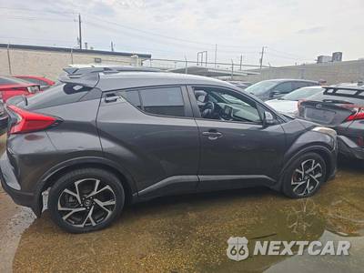 2018 Toyota C-HR XLE - zdjęcie 4 z 20 - miniatura