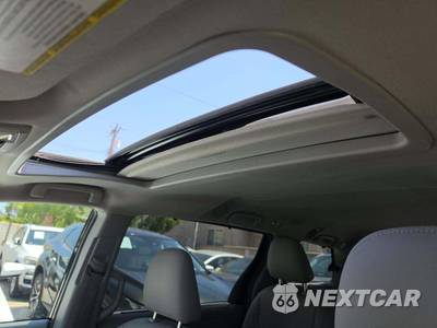 2017 Toyota Sienna Limited 7-Passenger 119.3" WB - zdjęcie 11 z 39 - miniatura