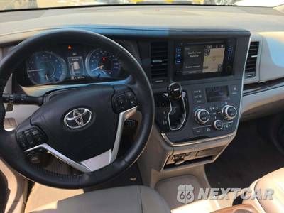 2017 Toyota Sienna Limited 7-Passenger 119.3" WB - zdjęcie 10 z 39 - miniatura