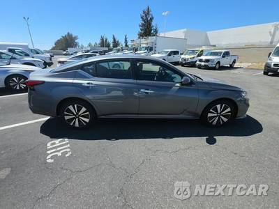 2022 Nissan Altima SV - zdjęcie 5 z 29 - miniatura