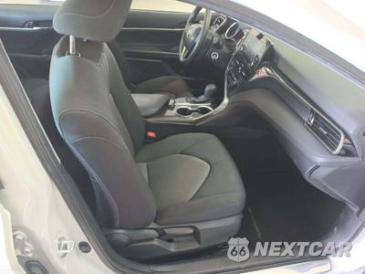 2023 Toyota Camry LE - zdjęcie 18 z 32 - miniatura