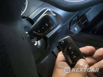 2023 Toyota Camry LE - zdjęcie 8 z 32 - miniatura