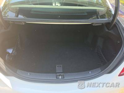 2015 Mercedes-Benz C 300 Sedan w/Sport Pkg - zdjęcie 11 z 25 - miniatura