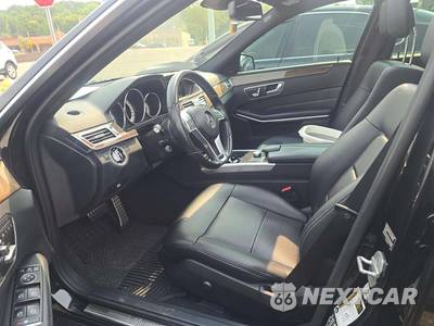 2015 Mercedes-Benz E 350 4MATIC Sedan - zdjęcie 6 z 26 - miniatura