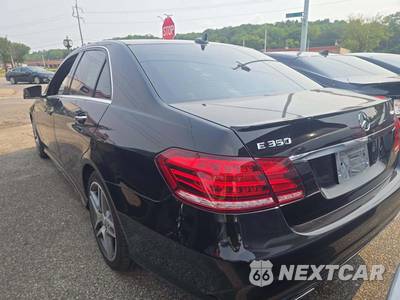 2015 Mercedes-Benz E 350 4MATIC Sedan - zdjęcie 2 z 26 - miniatura