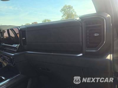 2023 Chevrolet Silverado 1500 LTZ Crew Cab Short Bed 1LZ - zdjęcie 16 z 24 - miniatura