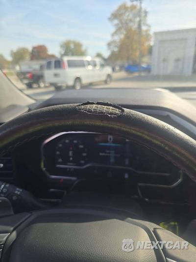 2023 Chevrolet Silverado 1500 LTZ Crew Cab Short Bed 1LZ - zdjęcie 18 z 24 - miniatura