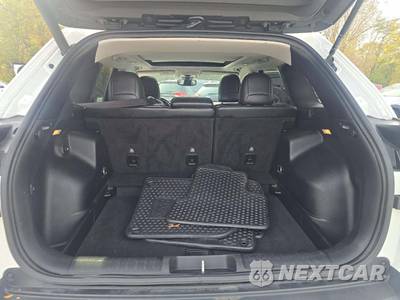 2020 Jeep Cherokee Latitude Plus - zdjęcie 11 z 17 - miniatura