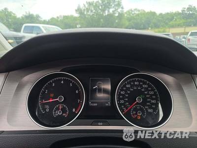 2016 Volkswagen Golf 1.8T S Hatchback w/Sunroof - zdjęcie 6 z 31 - miniatura