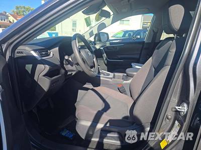 2025 Toyota RAV4 Hybrid LE - zdjęcie 3 z 18 - miniatura