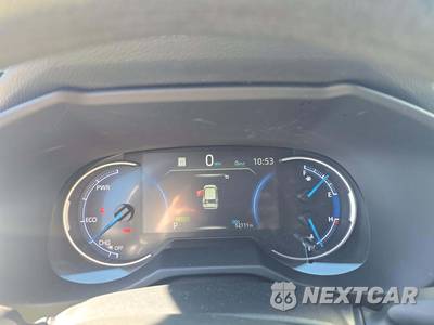 2025 Toyota RAV4 Hybrid LE - zdjęcie 6 z 18 - miniatura