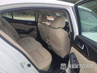 2018 Nissan Maxima Platinum - zdjęcie 13 z 24 - miniatura
