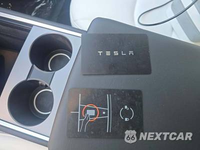2022 Tesla Model 3 Long Range - zdjęcie 6 z 19 - miniatura