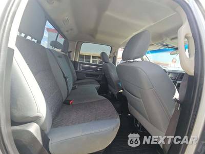 2018 Ram 2500 Big Horn Crew Cab Medium Bed - zdjęcie 16 z 27 - miniatura