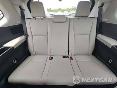 2024 Toyota Grand Highlander Platinum - zdjęcie 14 z 22 - miniatura