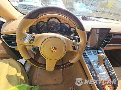 2012 Porsche Panamera 4 - zdjęcie 10 z 22 - miniatura