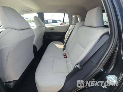 2023 Toyota Corolla Cross LE - zdjęcie 13 z 22 - miniatura