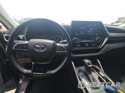 2021 Toyota Highlander XLE - zdjęcie 10 z 23 - miniatura