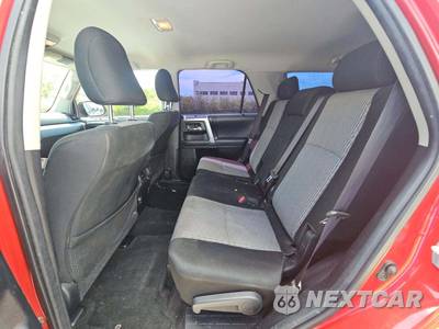 2018 Toyota 4Runner SR5 - zdjęcie 13 z 25 - miniatura